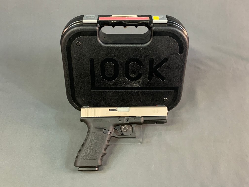 [77]  GLock 21 .45 ACP | SN:SAW666