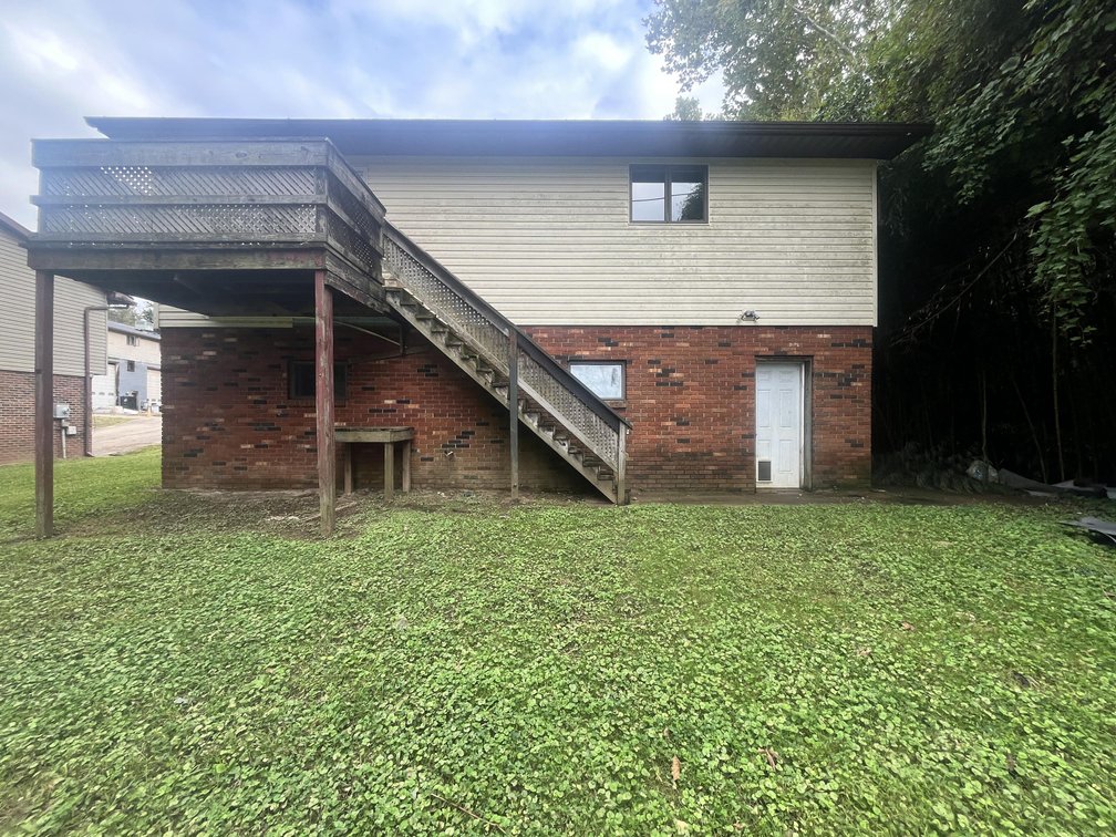 Subject 3 – 40 Valley Hill Road, Charleston, WV 25313