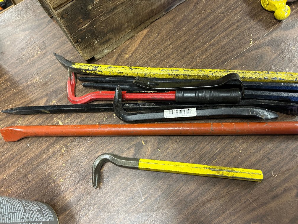 Pry Bars, Cats Paws, Recking Bars