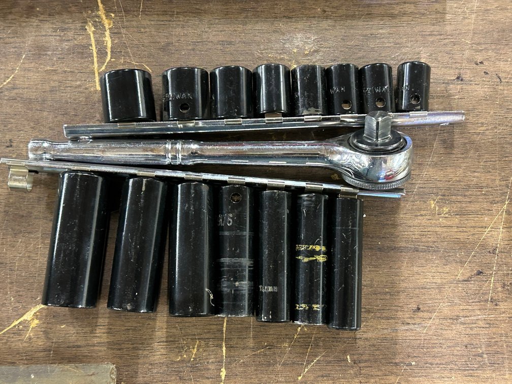 Racket handle and Sockets