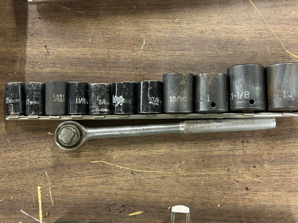 1/2 Inch Drive Rachet and set of Impact Sockets