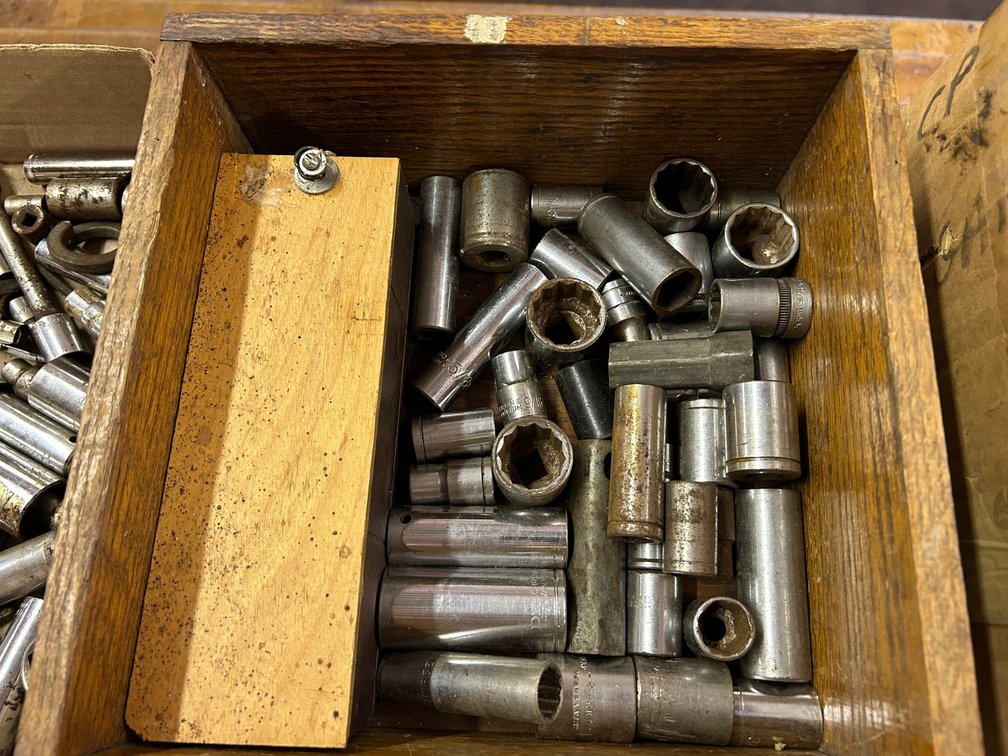 Assorted sockets