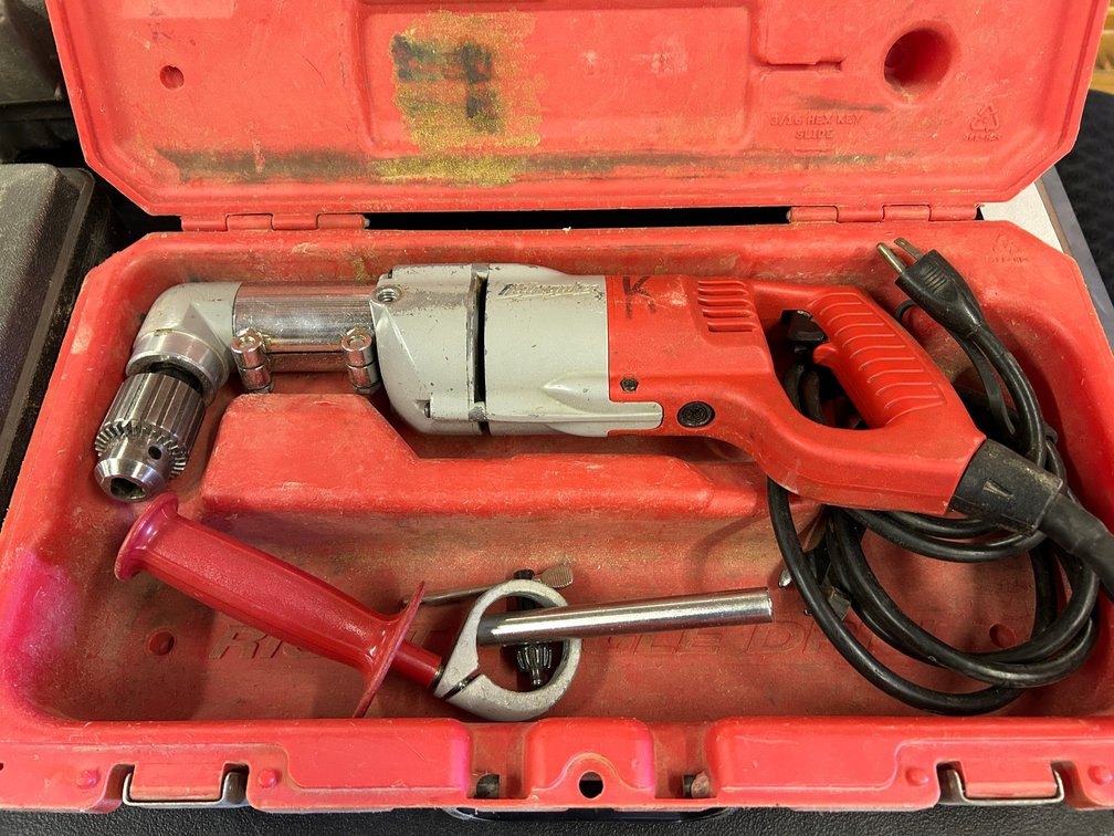 Milwaukee 1/2 Drive 90 Degree Drill