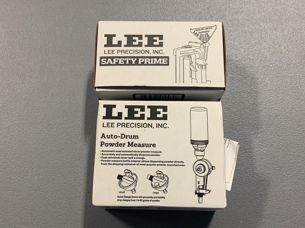 [2408]  Lee Safety Primer and Lee Auto-Drum Powder Measurer