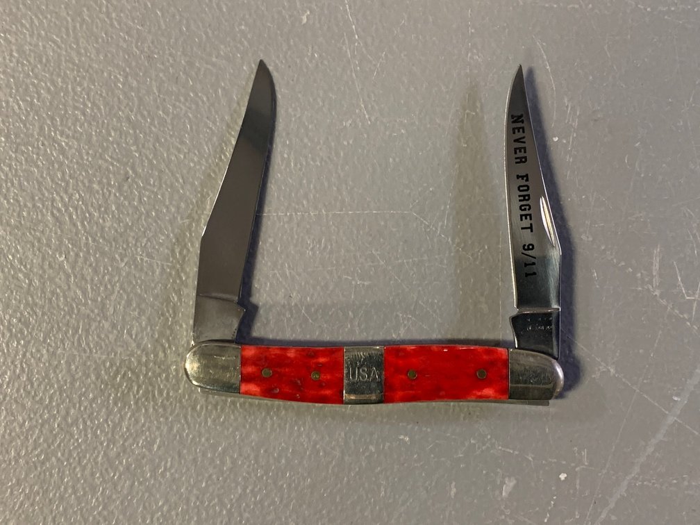 [3052]  Case 911 Tribute Folding Knife