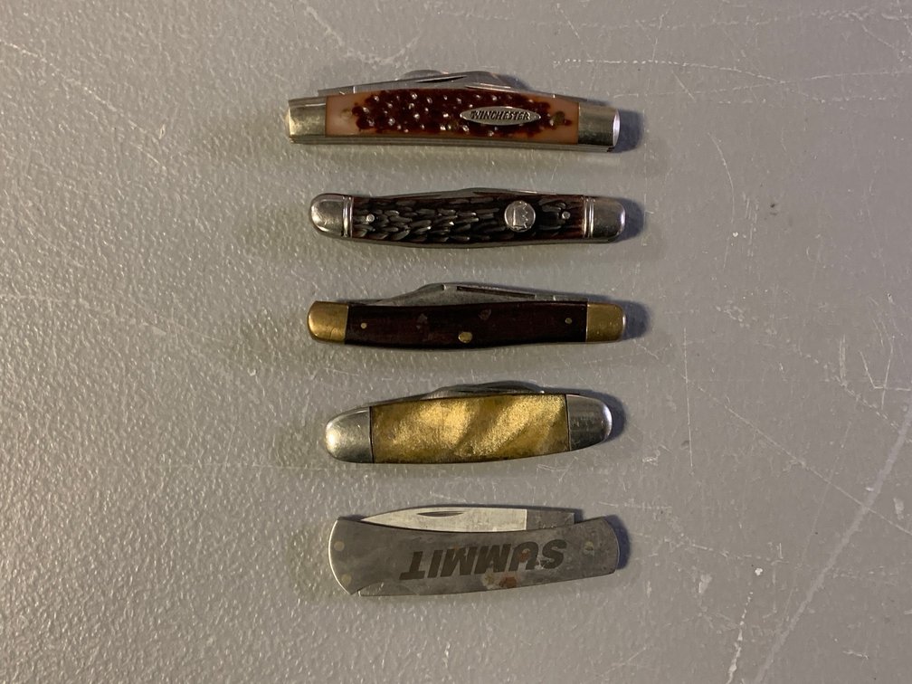 [3101]  Five Folding Pocket Knives