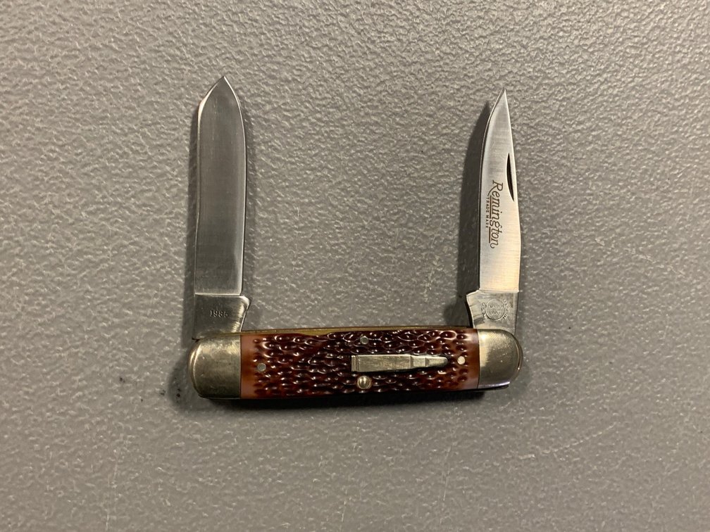 [3015]  Remington 1985 Two Blade Folder