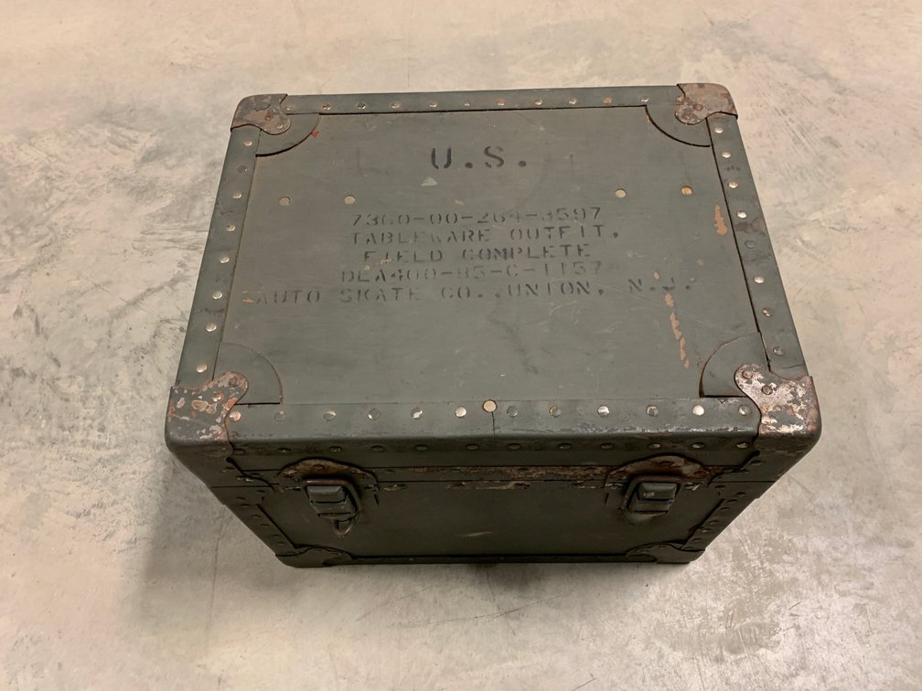 [3396]  US Mil Surplus Tableware Kit