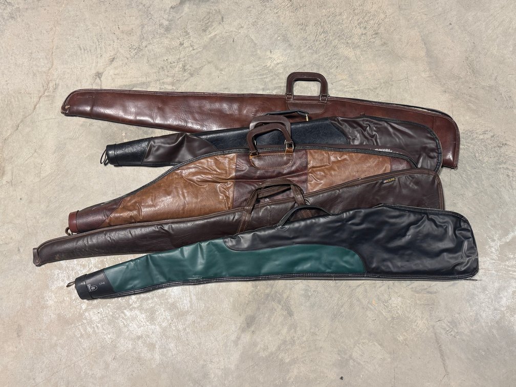 [3334]  Five Soft Side Long Gun Cases