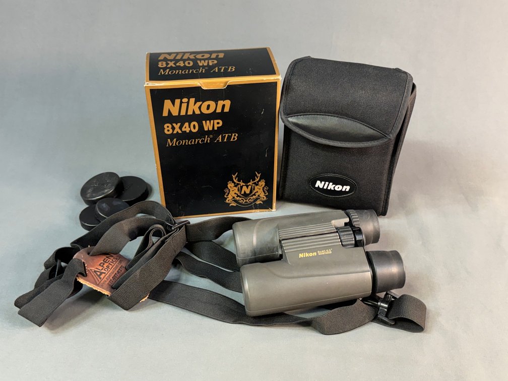 [3172]  Nikon 8x40 WP Monarch ATB Binoculars