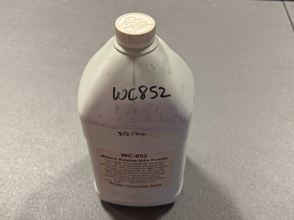 [2368]  Smokeless Powder Container