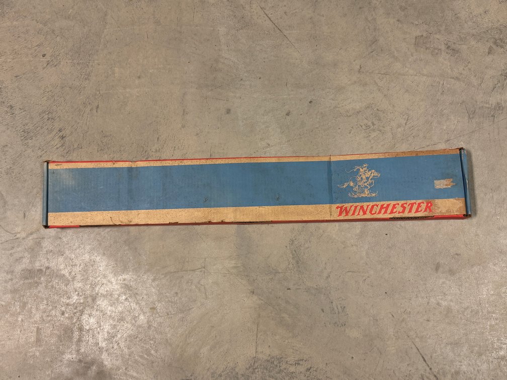 [3351]  Winchester Rifle Box