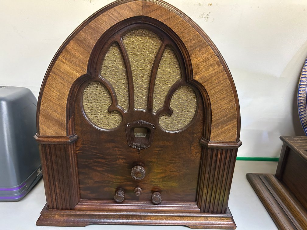 Vintage Philco  Tube Radio