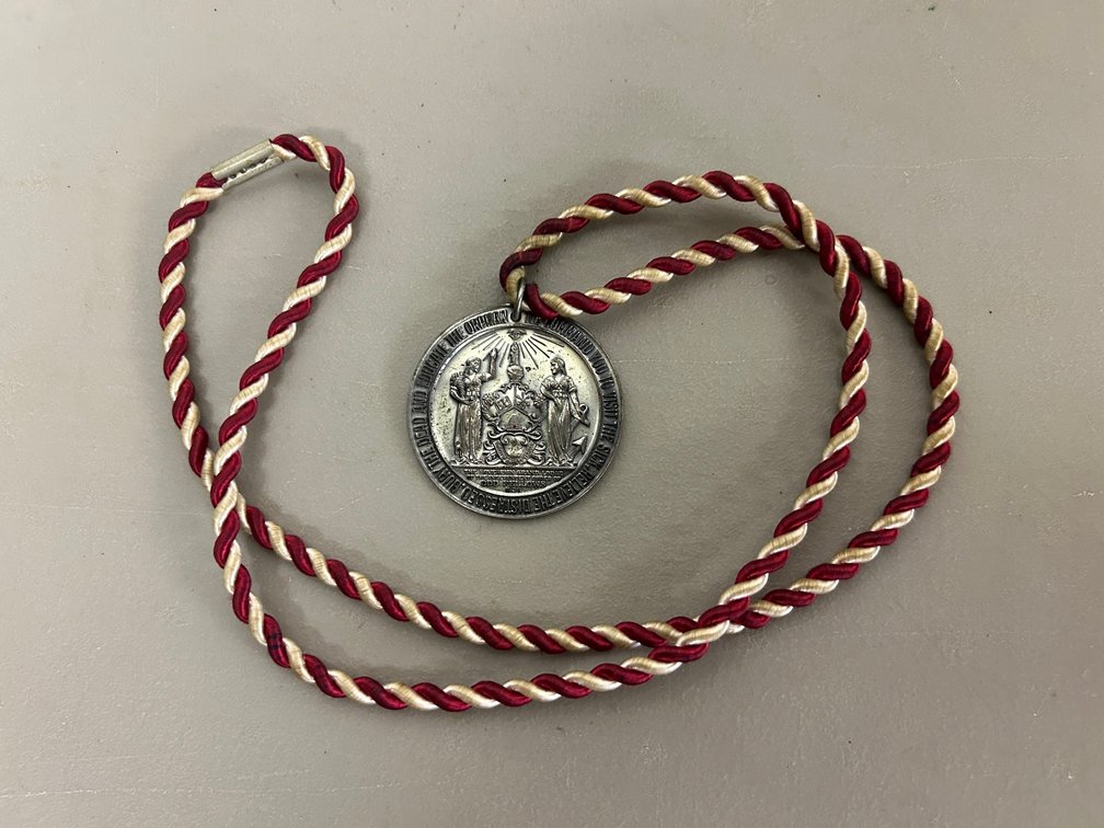 Independent Order of Odd Fellows Sovereign Grand Lodge Medallion