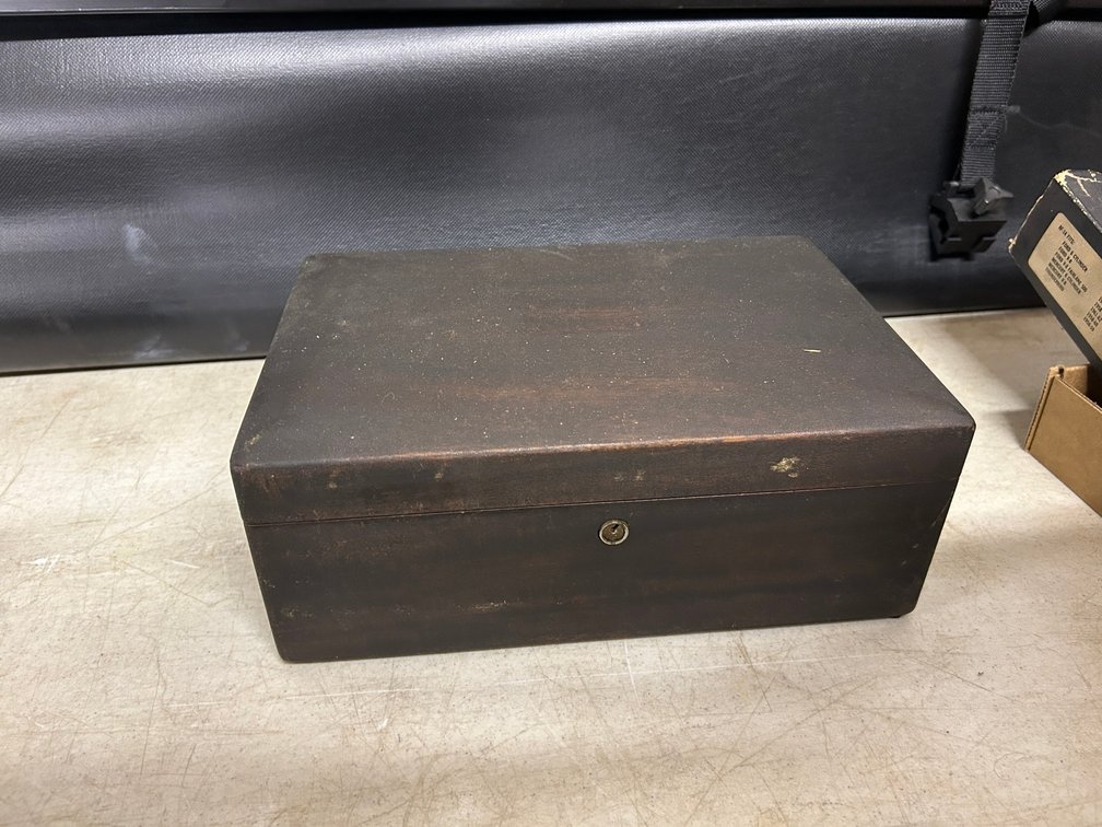 Vintage wooden cigar humidor