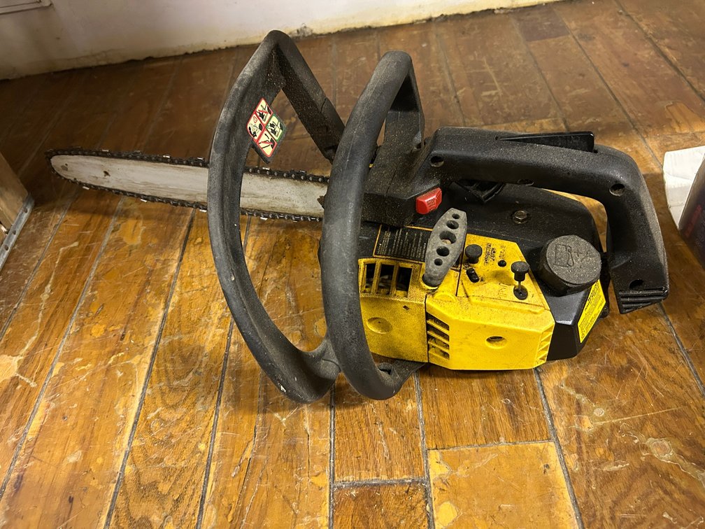 Gasoline Powered chainsaw