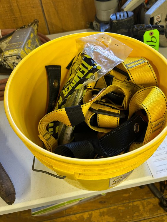 5 Gallon bucket, Multiple Safety Harness