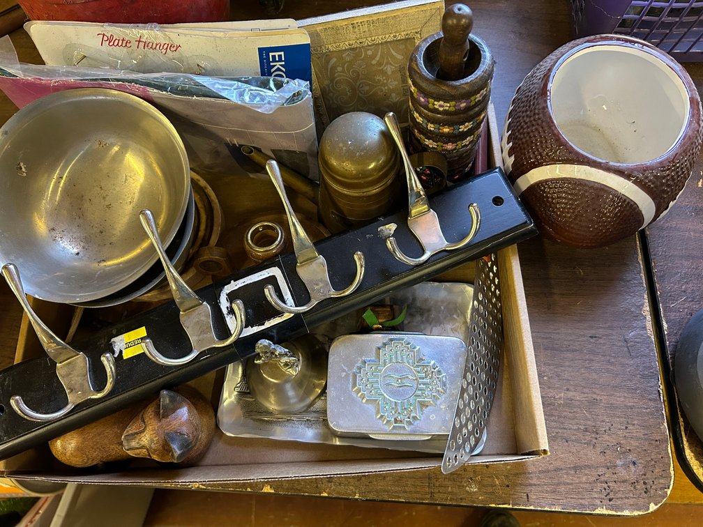 Kitchen House Hold Items