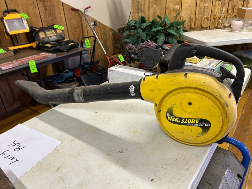 Mac 320BV Gas Blower Vac