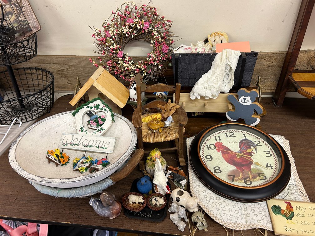 Rooster Clock, Wooden Shelf, Wooden Bowl, Small Decorative Items