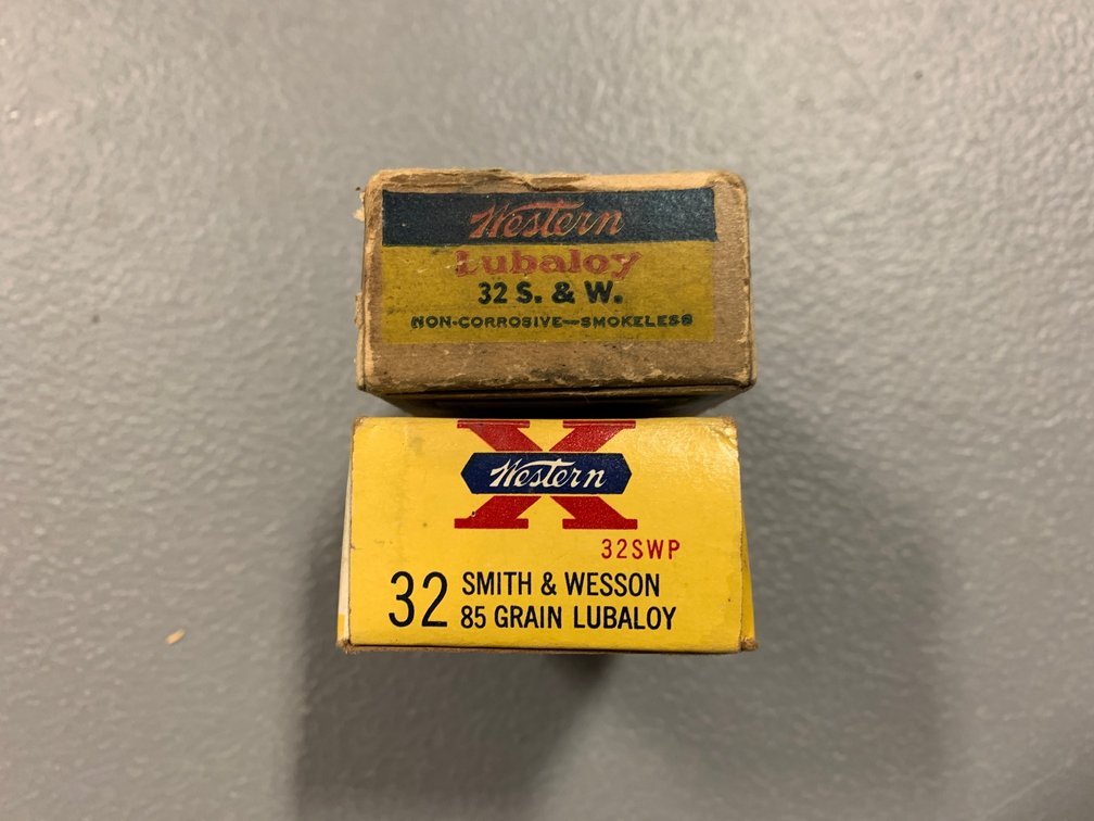 [2060]  Ammo Lot: .32 S&W