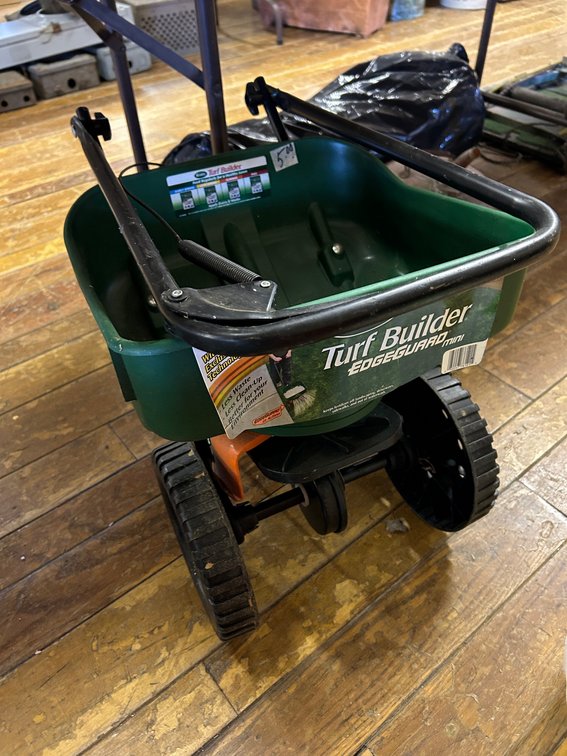 Turf Builder, Seed Spreader