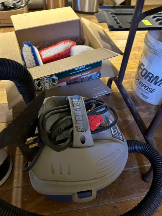 Small Wet/Dry Vac
