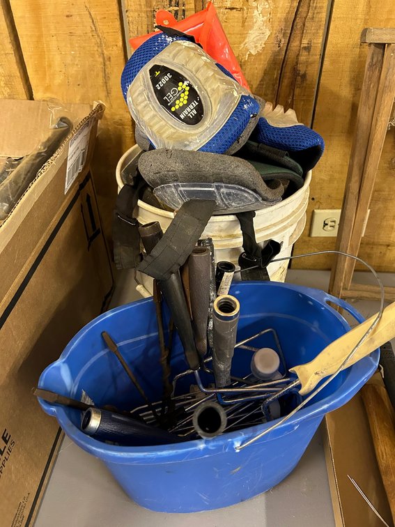 Knee Pads, Roller Handles, Concrete Trials
