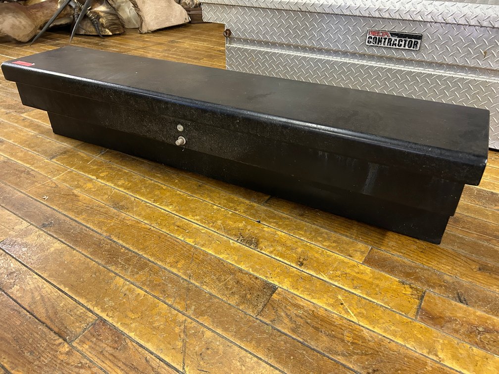 Truck bed box