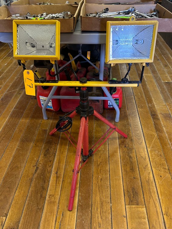 Work light with stand