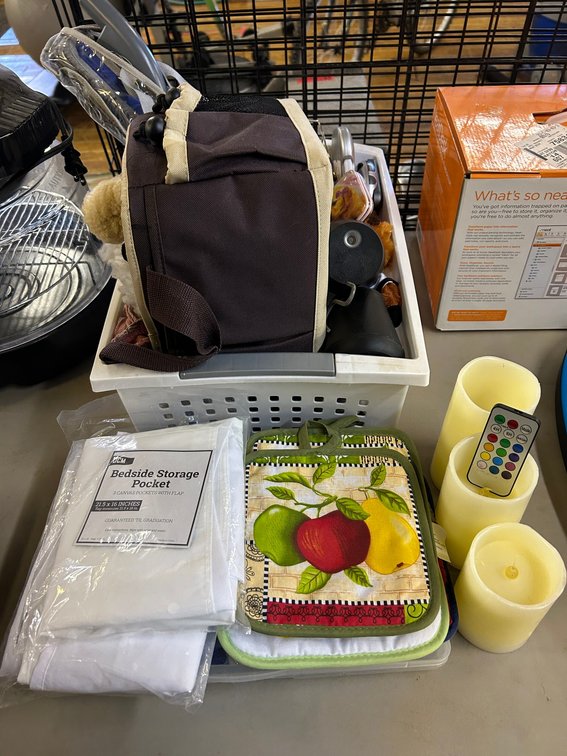 Various Kitchen Items, Lantern, Diffusers, Pot Holders, Storage Linens