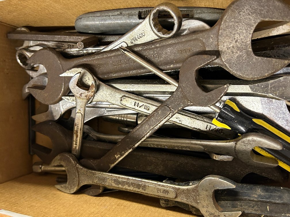 Wrenches and Combination Wrenches