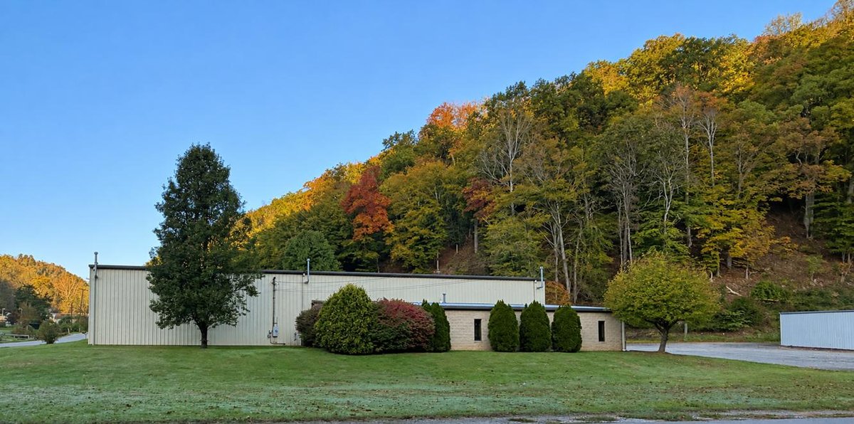 1.41 Acres with Commercial Office & Warehouse in Kanawha County