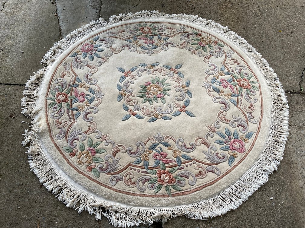Round Area Rug