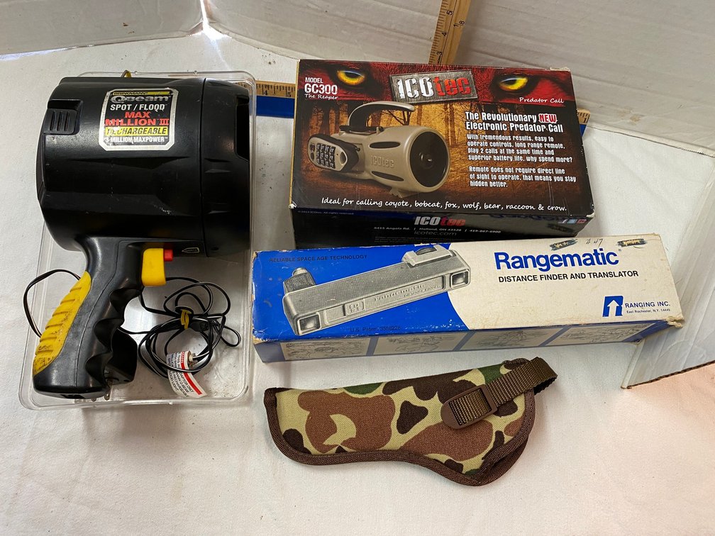 Electronic Predator Call Model GC300 a Million Candle Power Spot light, Gun Holster, Range Matic Distance Finder