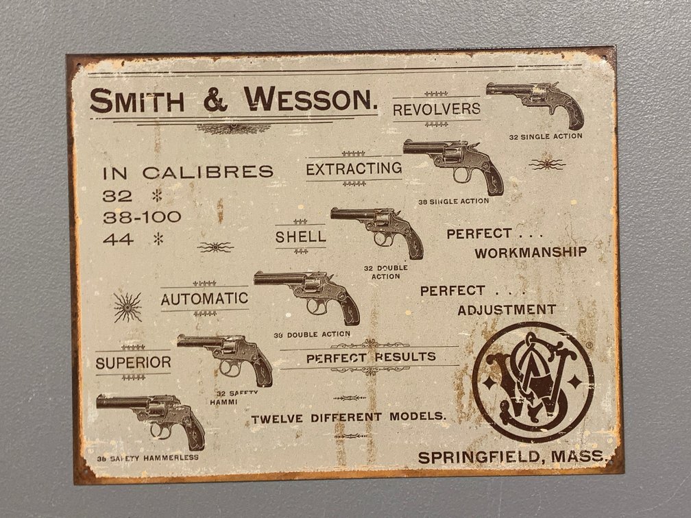 [3467]  S&W Reproduction Metal Sign