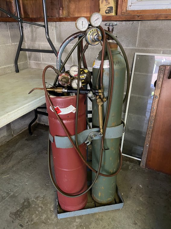 Set of Torches, Rolling Torch Cart, Gauges and Regulators, Hose and Torch Head
