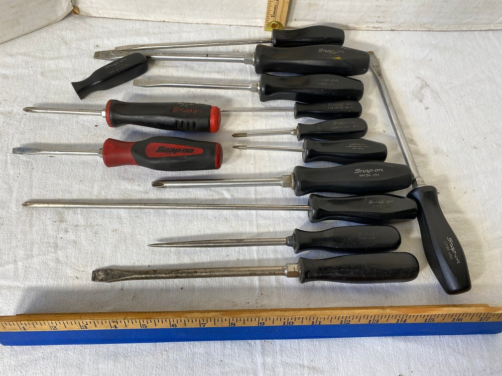 Snap On Screwdrivers with Black Handles