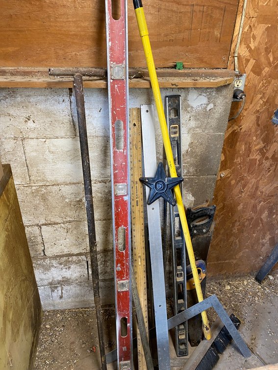 Long Tool for Turning Water Valves, 6 Foot and 4 Foot Level, Straight Edges
