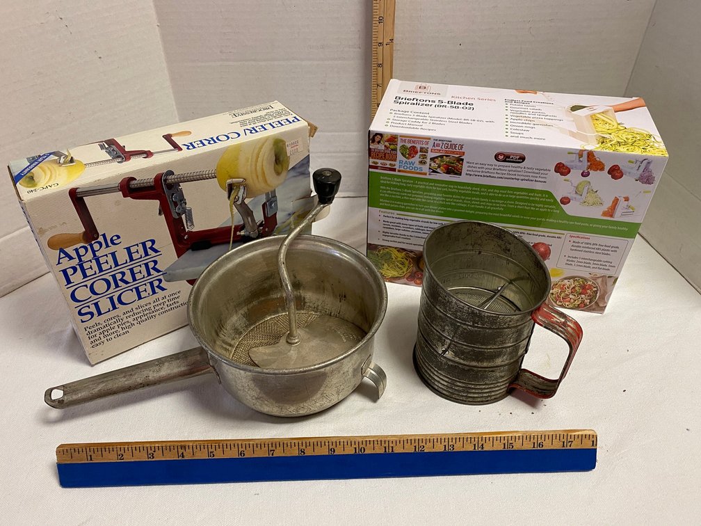 Apple Peeler/Slicer, Spiralizer, Ricer and a Sifter