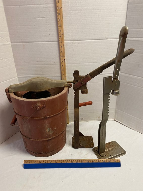 Vintage Ice-cream Maker, 2-Bottle Cappers