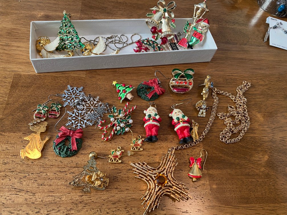 Assorted Holiday Pins