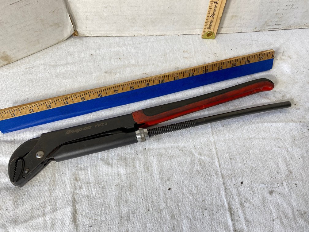 Snap On Model PWZ2 17inch Pliers Wrench