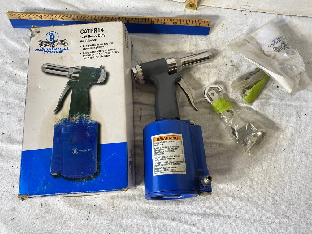 Cornwell Tools, Heavy Duty Air Riveter, Quarter Inch Design for many Diameters of Rivets