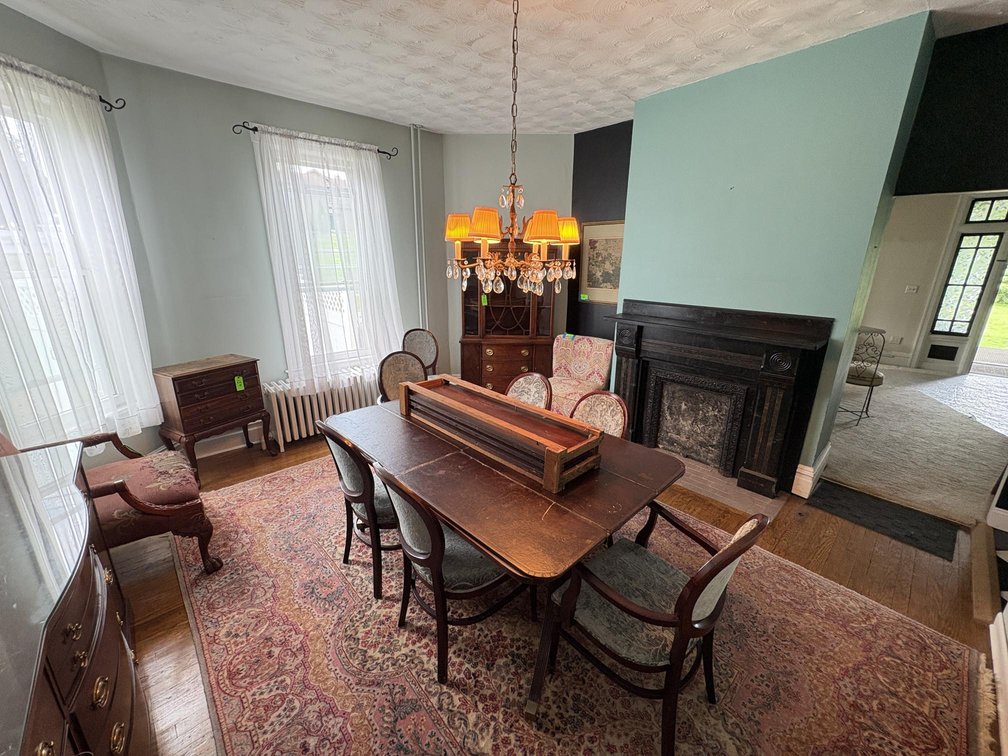 Image for SOLD $80,300 - Historic 6 Bedroom Victorian in Uniontown