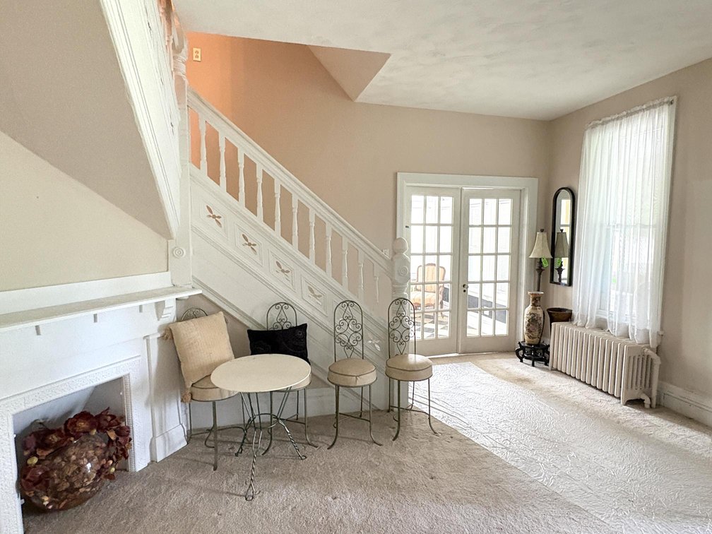 Image for SOLD $80,300 - Historic 6 Bedroom Victorian in Uniontown