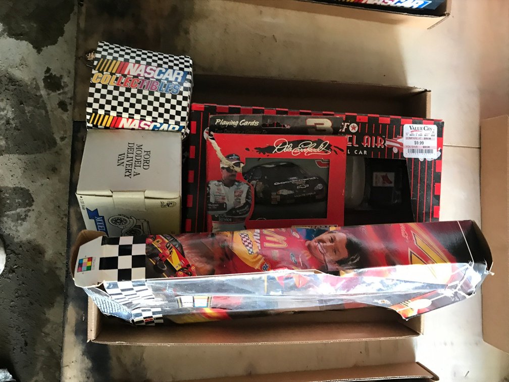 Die Cast Cars, Action figures, Misc.