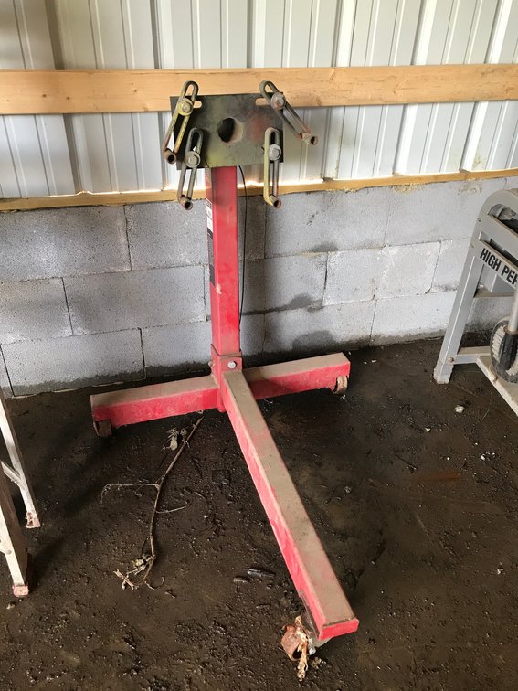 Engine Stand 1,000 Pound Capacity