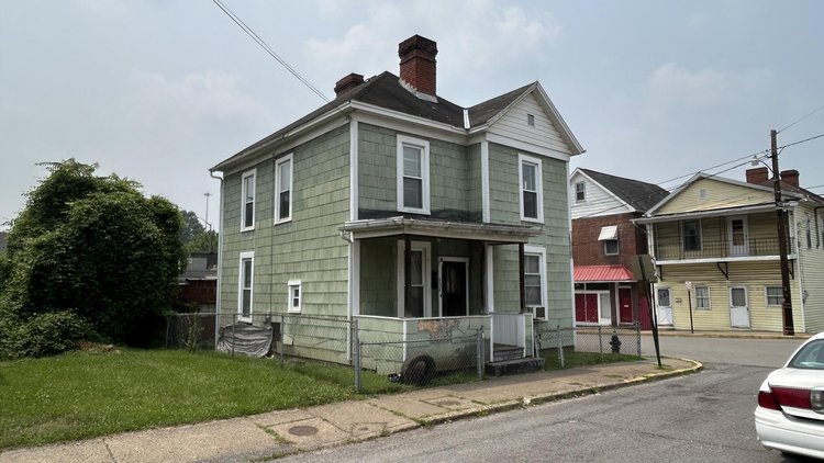Image for 5-Bedroom Clarksburg Home with Detached Garage Selling to the Highest Bidder