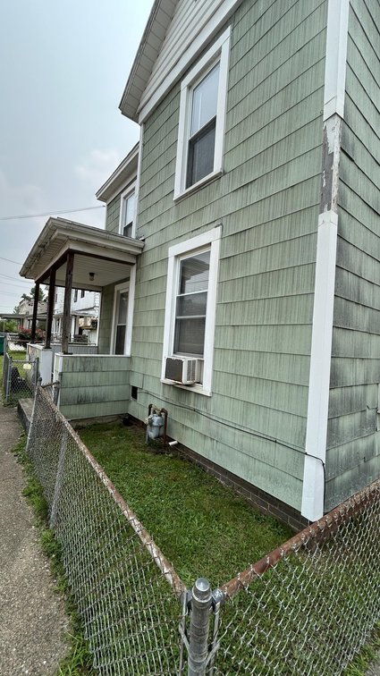 Image for 5-Bedroom Clarksburg Home with Detached Garage Selling to the Highest Bidder